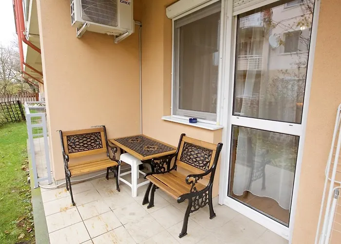 Maya-Kolcsey apartman