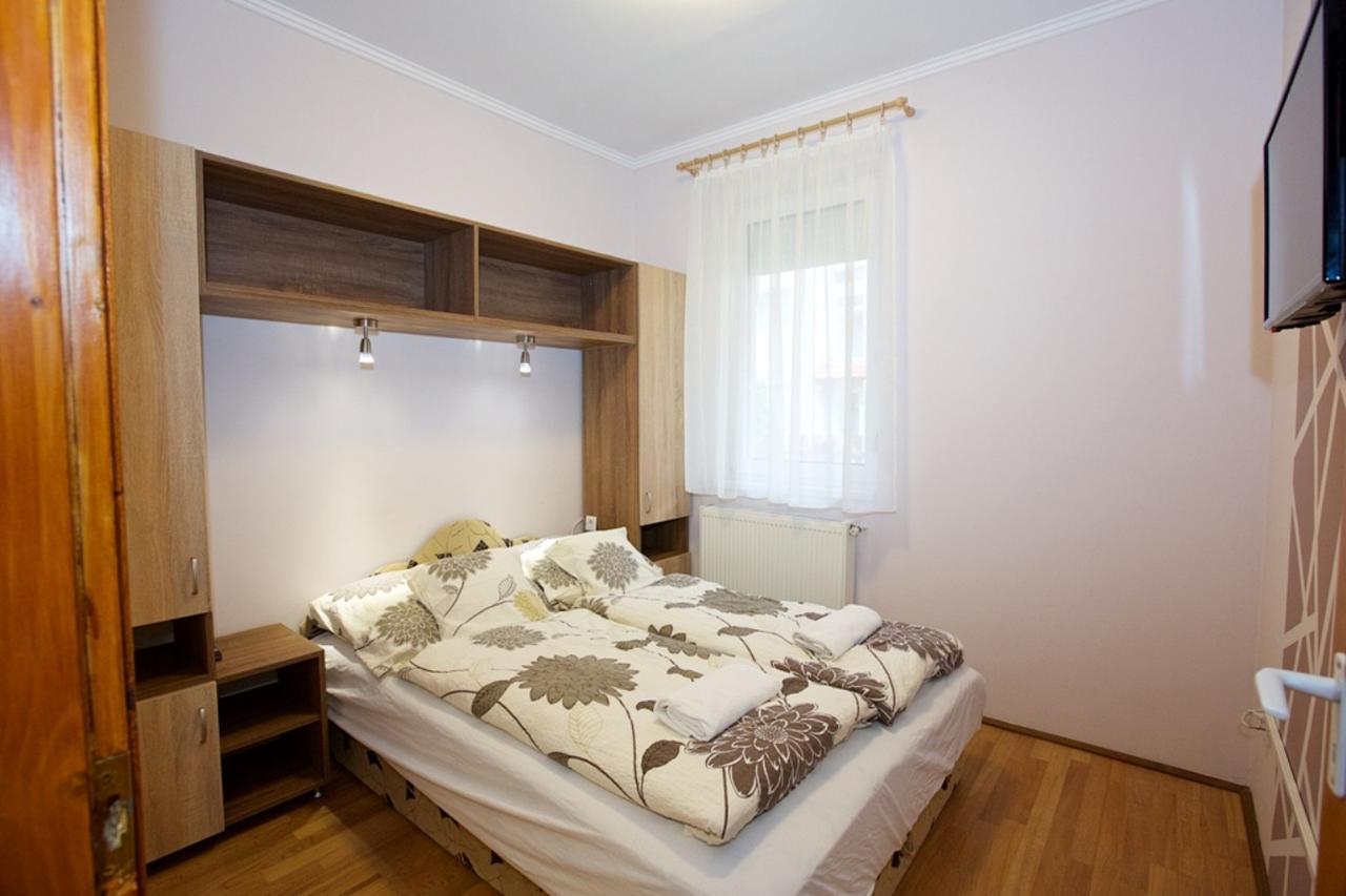 Zoli Apartmanok-maya Koelcsey 34-36 Apartament Hajdúszoboszló
